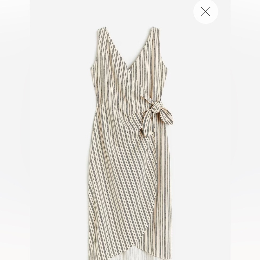 H&M White and Black Asymmetrical Sheath Dress